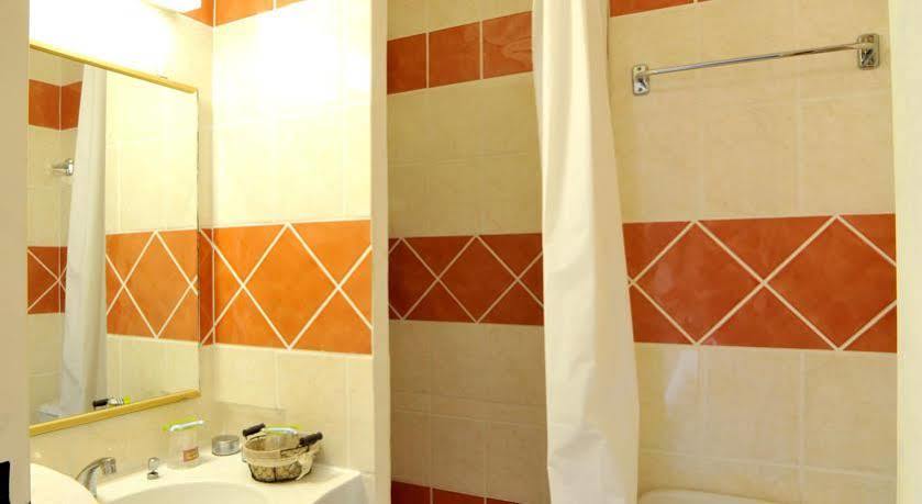 La Roseliere Otel Saint Quentin-Fallavier Dış mekan fotoğraf