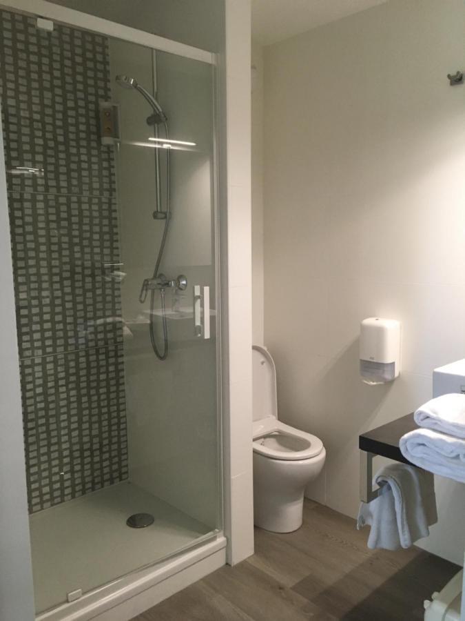 La Roseliere Otel Saint Quentin-Fallavier Dış mekan fotoğraf